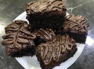 Gambar Brownies kedut shalaaalaaalala🍫
