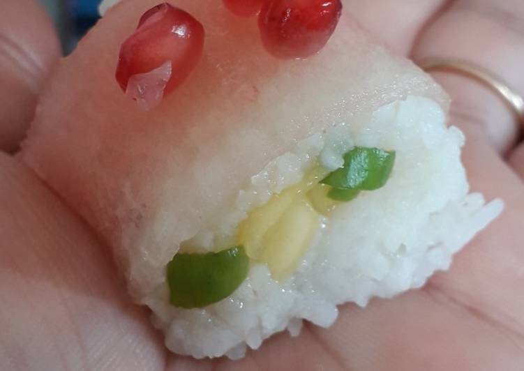 Easiest Way to Prepare Ultimate Fruity and spicy sushi