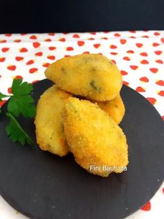 Una foto de Croquetas de pollo y espinacas