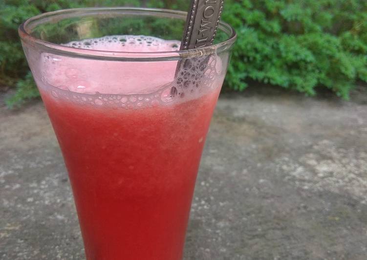 Cara Gampang Membuat Jus semangka yang Bikin Ngiler
