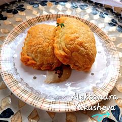 Quick puff pastry pies 🥧 A picture of Quick puff pastry pies 🥧.