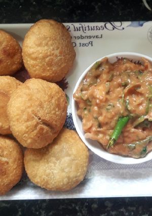 A picture of Litti chokha.