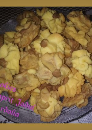 Foto resep Cookies Bunga 🏵 (Semprit Jadul)