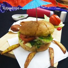 A picture of Veggie Burger.