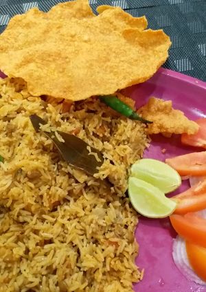 A picture of Masoor Pulao.