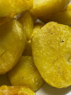 Una foto de Papas doradas