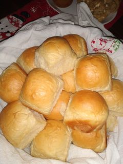 A picture of Dinner Rolls.