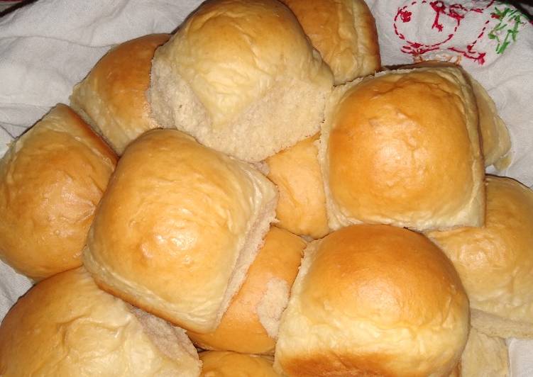 Step-by-Step Guide to Make Perfect Dinner Rolls