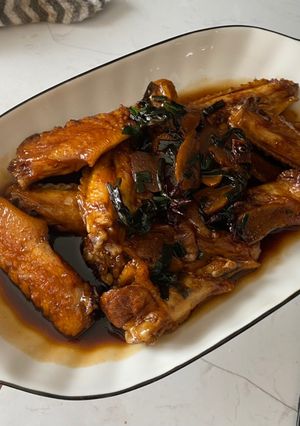 Hình của món Cánh gà sốt coca.