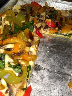 Una foto de Pizza vegetariana estilo italiano