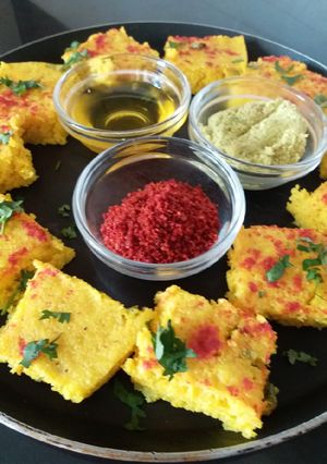 A picture of Live dhokla.