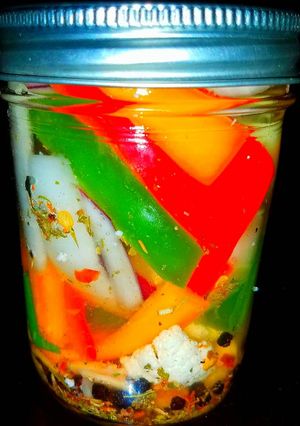 A picture of Mike's Hot Giardiniera.
