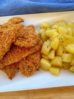 Foto di Pollo croccante al forno con patate ai semi di finocchio