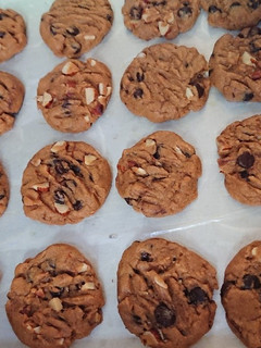 Foto resep Choco chips almond cookies