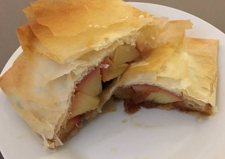 Empanadilla de pasta filo de manzanas y pasas Receta de caramela317 Empanadilla de pasta filo de manzanas y pasas Receta de caramela317