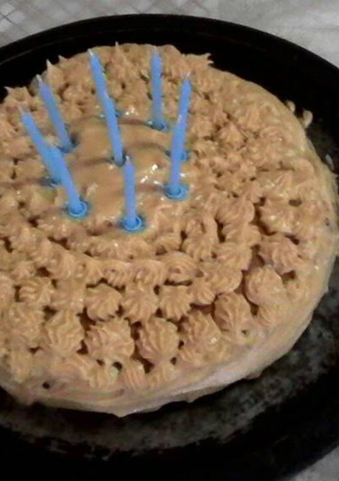 Una foto de Torta de mantequilla de maní de dulce de leche