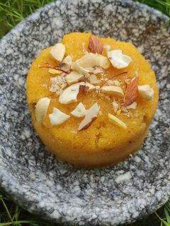 मँगो शिरा (mango sheera recipe in marathi) रेसिपी चे मुख्य फोटो