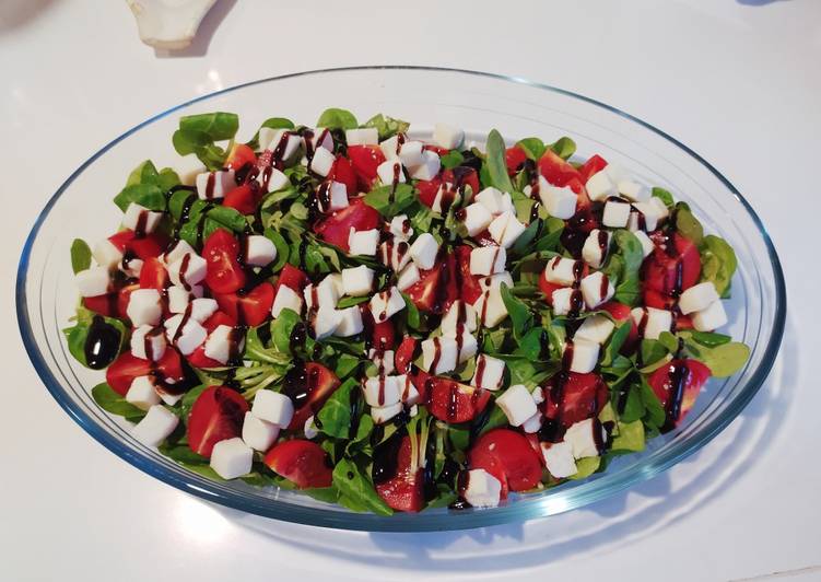 Ensalada De Canónigos Tomates Cherry Y Queso De Cabra Receta De Ana