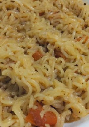 A picture of Chatpati noodles with desi tarka.