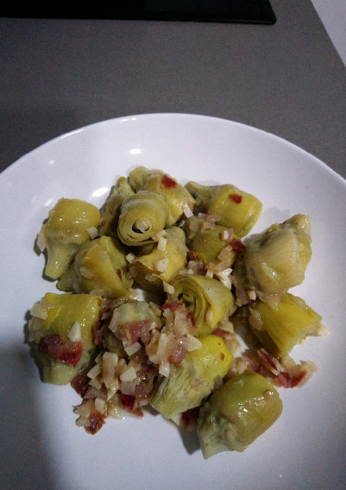 Una foto de Alcachofas con jamón