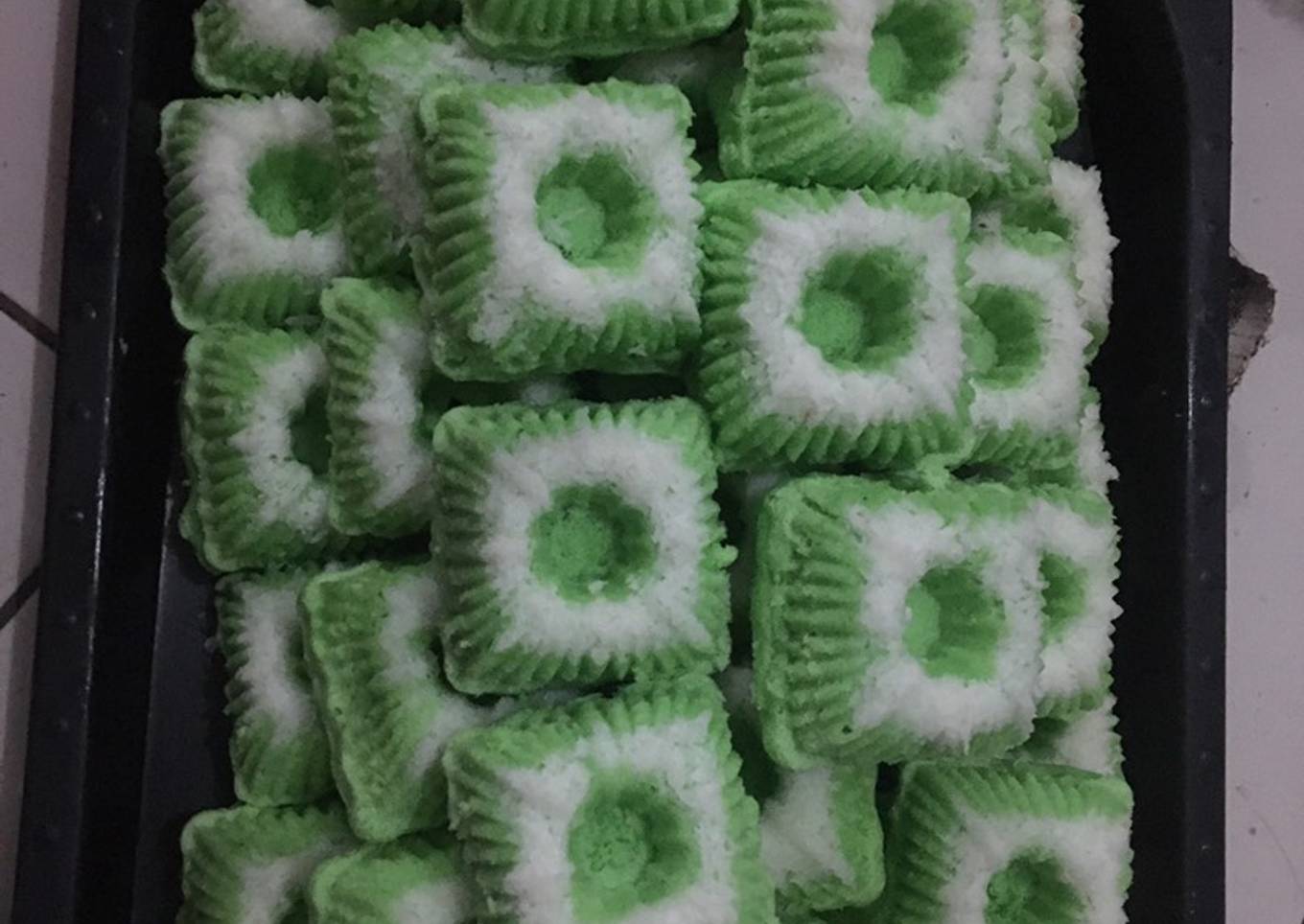 Kue putu ayu