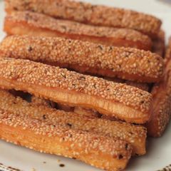 A picture of Crispy sesame fingers.