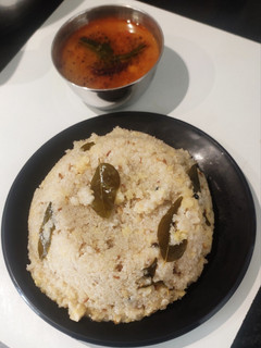 வரகு அரிசி பொங்கல் (Kodo millet pongal recipe in tamil) செய்முறை முக்கிய புகைப்படம்