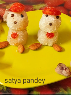 नारियल के लड्डू (nariyal ke ladoo recipe in Hindi) रेसिपी मुख्य फोटो