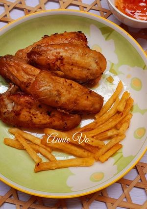 Hình của món Cánh gà nướng mắm ruốc.