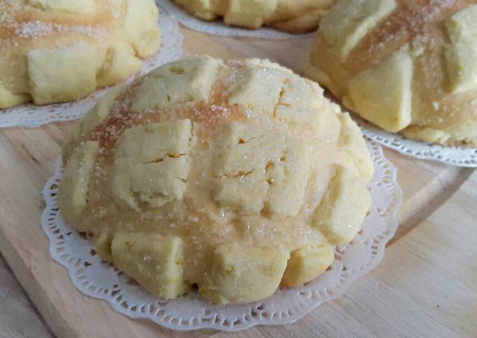 Resep Melon Pan / Melon Bun / Melon Bread oleh Kezzie Ali - Cookpad