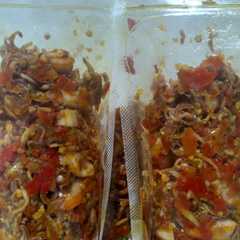 รูปของ Sambal cumi mix teri