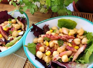 Una foto de Ensalada de garbanzos con pulpo