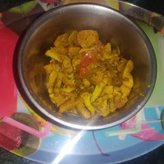 A picture of Aloo gobhi.