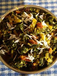 মুলোর শাক (Mulor shak recipe in bengali) রেসিপির প্রধান ছবি