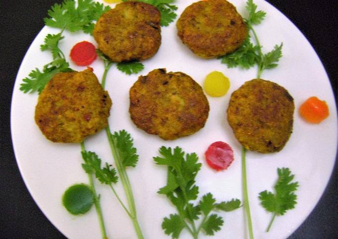 Recipe of Quick Raw Banana Kebab / Patties