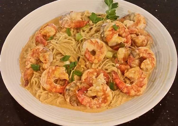 Recipe of Perfect Poached Shrimp with Siriacha Cream Sauce on Angel Hair Pasta