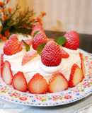 草莓煉奶裝飾小蛋糕