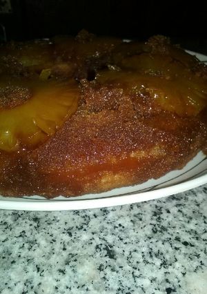 Una foto de Torta invertida...de ananá!