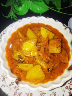 आलू टमाटर की सब्जी (Aloo Tamatar ki sabzi recipe in hindi) रेसिपी मुख्य फोटो