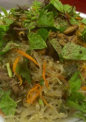 Hình của món Miến sào thập cẩm.