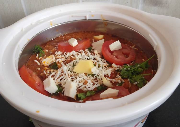 Recipe of Favorite Punjabi paneer pasanda 😋😋😋