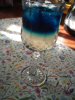 A picture of Electric mocktail.