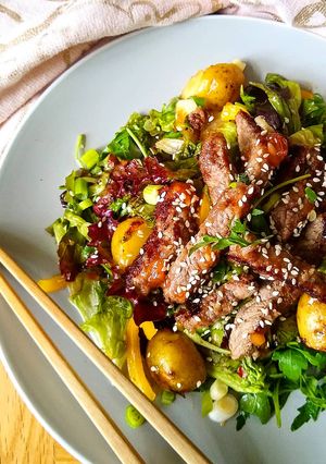 A picture of Sweet Chilli Beef Salad with Jersey Royals.