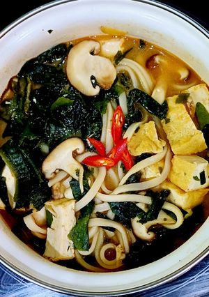 A picture of Banh Canh with Mushrooms, Tofu, and Seaweed.