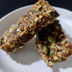 A picture of Granola bar.