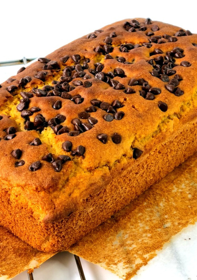 Foto principal de Bizcocho vegano de naranja {sin azúcar ni gluten}