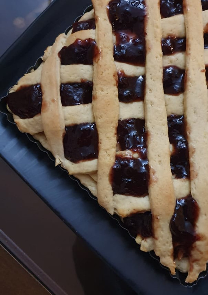 Una foto de Kuchen de manzanas y mermelada de Esteban 😊