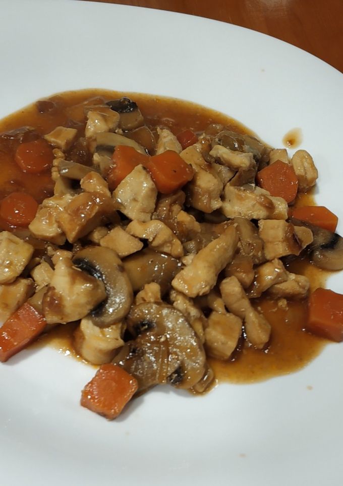 Una foto de Pollo con soja y verduras sin gluten