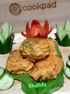 A picture of Mashed potatoes pakoras.