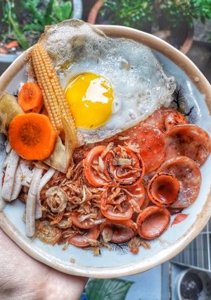 Hình của món Xôi mặn tá lả tùm lum.